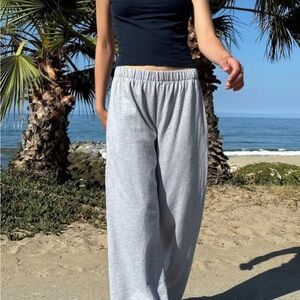 BRANDY MELVILLE Anastasia gray sweatpants